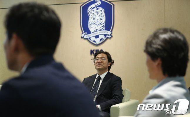 美妇乱人伦